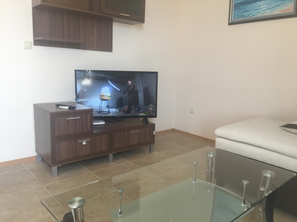 Golden Sea View Apartments Pomorie Buitenkant foto