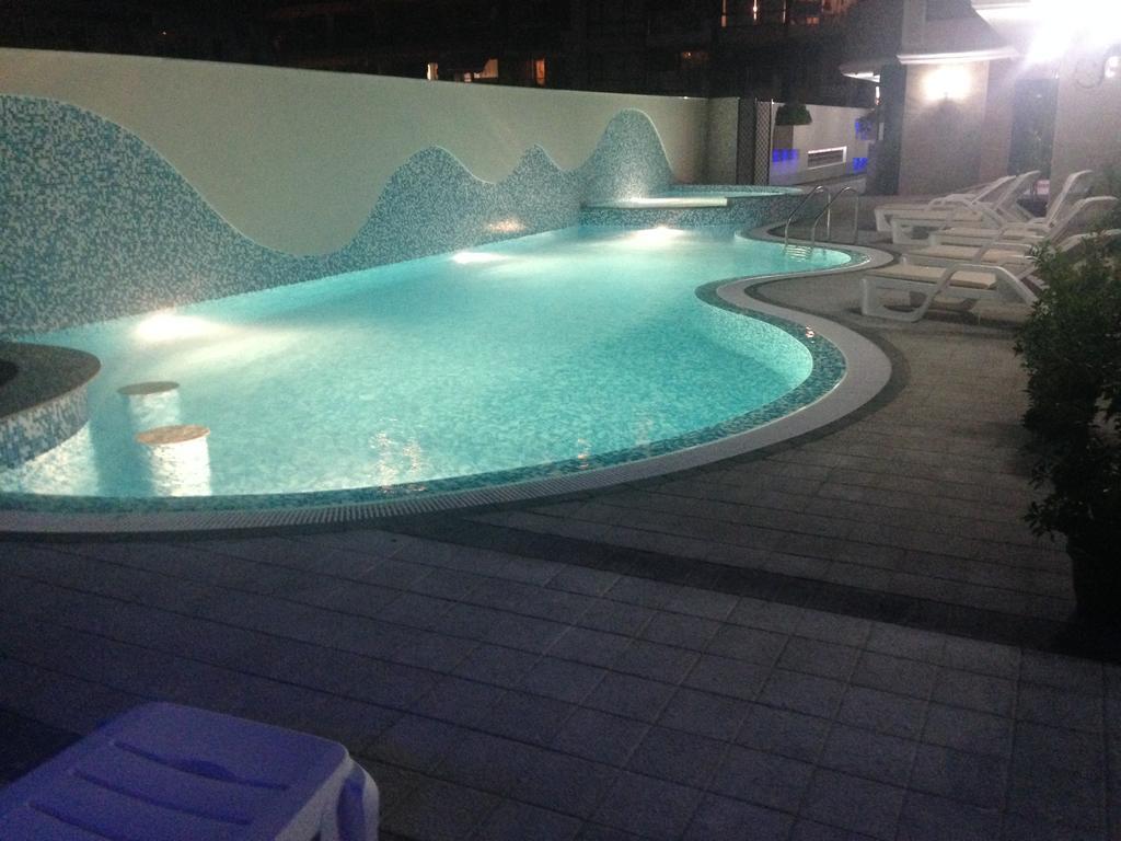 Golden Sea View Apartments Pomorie Buitenkant foto