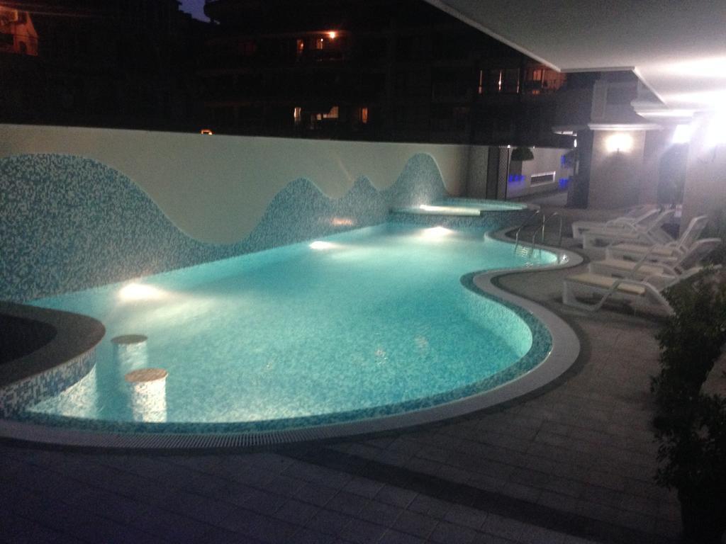 Golden Sea View Apartments Pomorie Buitenkant foto